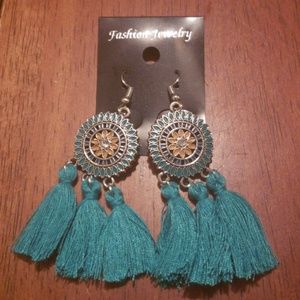 BRAND NEW EARRINGS